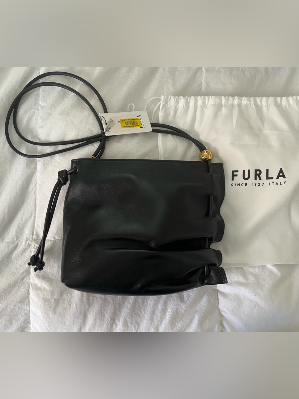 NWT FURLA Daisy Shoulder Bag in Black